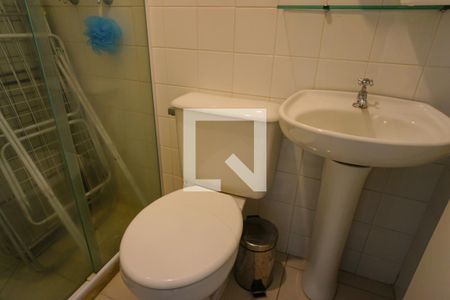 Apartamento à venda com 125m², 3 quartos e 1 vaga Apartamento à venda com 125m², 3 quartos e 1 vagaBanheiro de Serviço