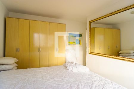 Apartamento à venda com 125m², 3 quartos e 1 vaga Apartamento à venda com 125m², 3 quartos e 1 vagaSuíte