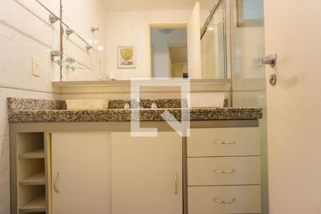 Apartamento à venda com 125m², 3 quartos e 1 vaga Apartamento à venda com 125m², 3 quartos e 1 vagaBanheiro Social