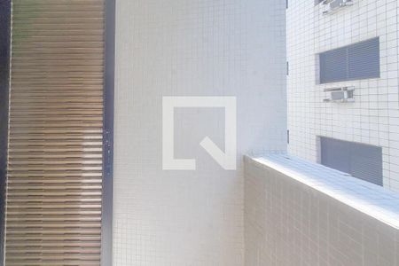 Apartamento para alugar com 106m², 4 quartos e 1 vaga Apartamento para alugar com 106m², 4 quartos e 1 vagaVaranda
