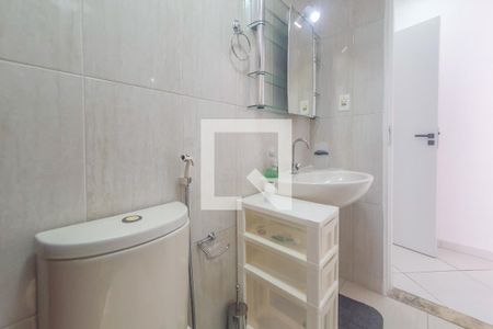 Apartamento para alugar com 106m², 4 quartos e 1 vaga Apartamento para alugar com 106m², 4 quartos e 1 vagaBanheiro da Suíte