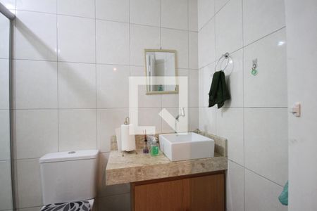 Casa à venda com 140m², 5 quartos e 2 vagasBanheiro de Serviço