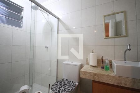 Casa à venda com 140m², 5 quartos e 2 vagasBanheiro de Serviço