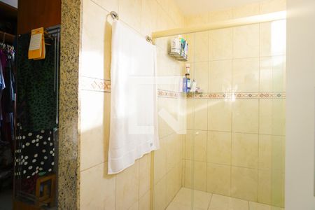 Apartamento à venda com 349m², 5 quartos e 3 vagas Apartamento à venda com 349m², 5 quartos e 3 vagasBanheiro da Suíte 1