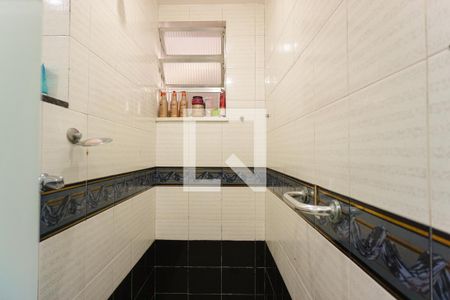 Apartamento à venda com 349m², 5 quartos e 3 vagas Apartamento à venda com 349m², 5 quartos e 3 vagasBanheiro da Suíte 2