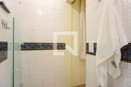 Apartamento à venda com 349m², 5 quartos e 3 vagas Apartamento à venda com 349m², 5 quartos e 3 vagasBanheiro da Suíte 2