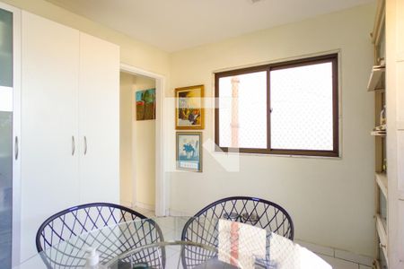 Apartamento à venda com 349m², 5 quartos e 3 vagas Apartamento à venda com 349m², 5 quartos e 3 vagasCopa