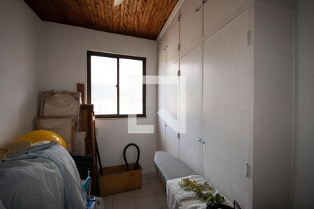 Apartamento à venda com 195m², 5 quartos e 2 vagasQuarto 3