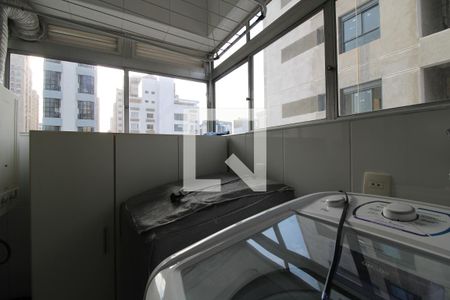 Apartamento à venda com 110m², 2 quartos e 1 vagaÁrea de Serviço