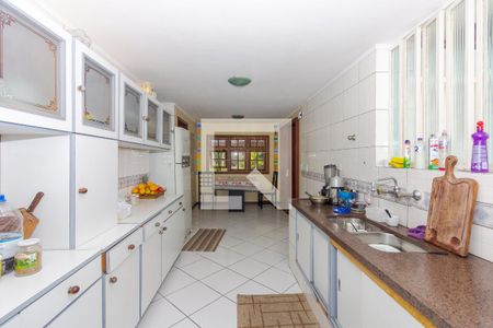 Casa à venda com 774m², 4 quartos e 3 vagasCozinha