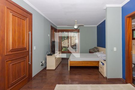 Casa à venda com 774m², 4 quartos e 3 vagasQuarto Suíte 2