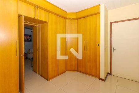 Casa à venda com 774m², 4 quartos e 3 vagasQuarto 3