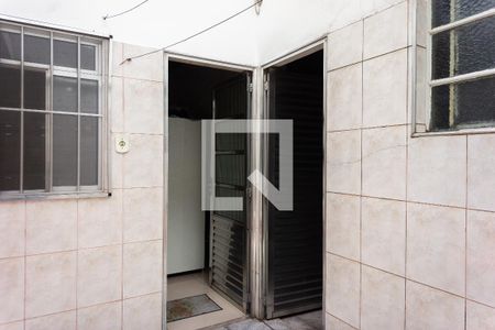 Casa à venda com 60m², 2 quartos e 1 vaga Casa à venda com 60m², 2 quartos e 1 vagaÁrea de Serviço