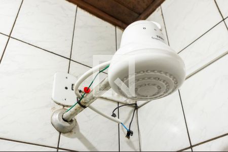 Casa à venda com 60m², 2 quartos e 1 vaga Casa à venda com 60m², 2 quartos e 1 vagaDetalhe Chuveiro