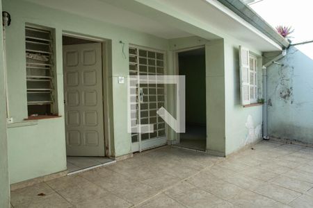 Casa à venda com 240m², 4 quartos e 4 vagas Casa à venda com 240m², 4 quartos e 4 vagasQuintal