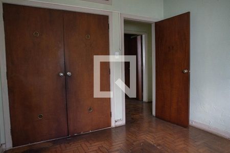 Casa à venda com 240m², 4 quartos e 4 vagas Casa à venda com 240m², 4 quartos e 4 vagasQuarto 2