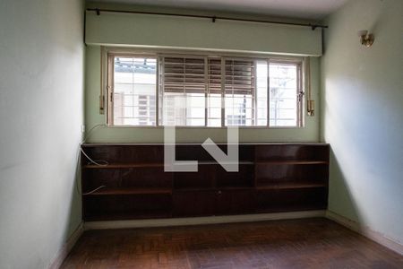 Casa à venda com 240m², 4 quartos e 4 vagas Casa à venda com 240m², 4 quartos e 4 vagasQuarto 2