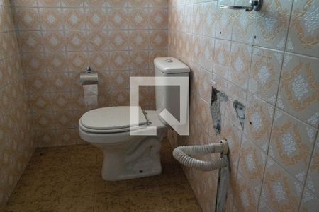 Casa à venda com 240m², 4 quartos e 4 vagas Casa à venda com 240m², 4 quartos e 4 vagasLavabo