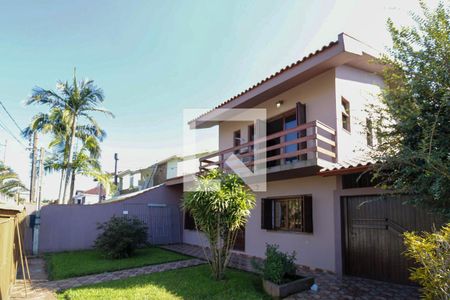 Casa à venda com 250m², 4 quartos e 2 vagas Casa à venda com 250m², 4 quartos e 2 vagasQuintal