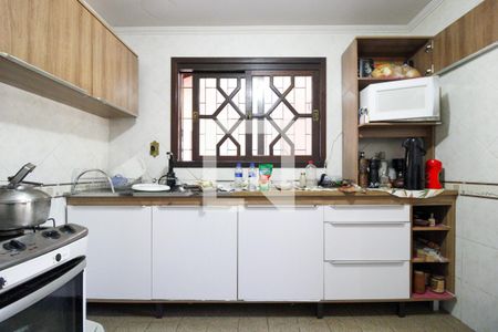 Casa à venda com 250m², 4 quartos e 2 vagas Casa à venda com 250m², 4 quartos e 2 vagasCozinha