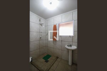 Casa à venda com 250m², 4 quartos e 2 vagas Casa à venda com 250m², 4 quartos e 2 vagasBanheiro 2