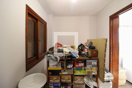 Casa à venda com 250m², 4 quartos e 2 vagas Casa à venda com 250m², 4 quartos e 2 vagasQuarto de Serviço