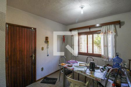 Casa à venda com 250m², 4 quartos e 2 vagas Casa à venda com 250m², 4 quartos e 2 vagasCozinha