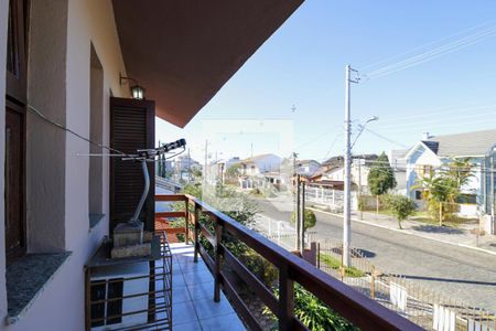 Casa à venda com 250m², 4 quartos e 2 vagas Casa à venda com 250m², 4 quartos e 2 vagasQuarto Suíte- Varanda