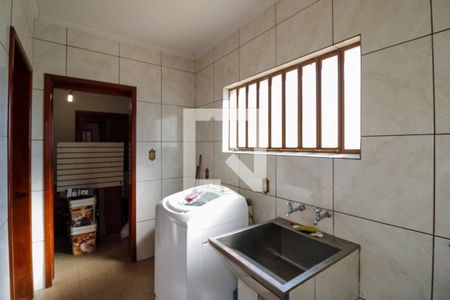 Casa à venda com 250m², 4 quartos e 2 vagas Casa à venda com 250m², 4 quartos e 2 vagasÁrea de Serviço