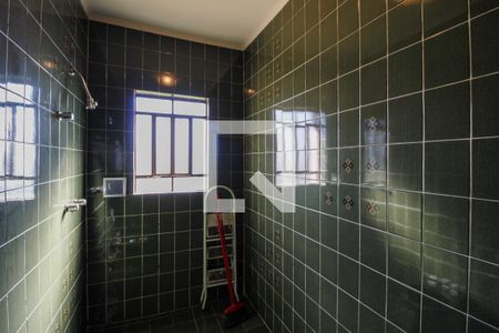 Casa à venda com 250m², 4 quartos e 2 vagas Casa à venda com 250m², 4 quartos e 2 vagasBanheiro