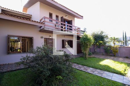 Casa à venda com 250m², 4 quartos e 2 vagas Casa à venda com 250m², 4 quartos e 2 vagasQuintal