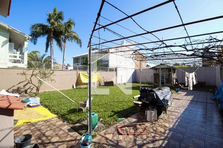 Casa à venda com 250m², 4 quartos e 2 vagas Casa à venda com 250m², 4 quartos e 2 vagasQuintal