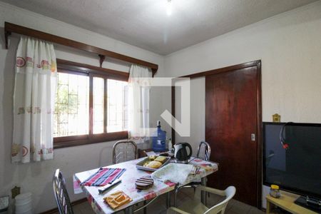 Casa à venda com 250m², 4 quartos e 2 vagas Casa à venda com 250m², 4 quartos e 2 vagasCozinha