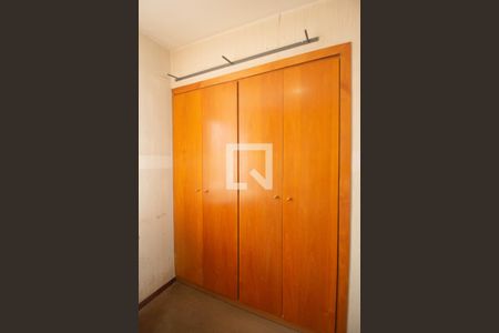 Apartamento para alugar com 65m², 3 quartos e 1 vagaQuarto 3 - Armários