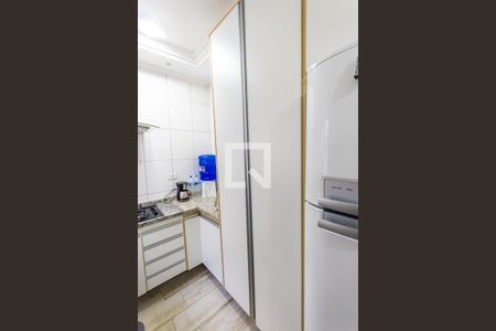 Apartamento à venda com 102m², 2 quartos e 2 vagas Apartamento à venda com 102m², 2 quartos e 2 vagasArmário