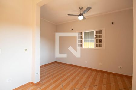 Casa à venda com 200m², 3 quartos e 2 vagas Casa à venda com 200m², 3 quartos e 2 vagasQuarto 2