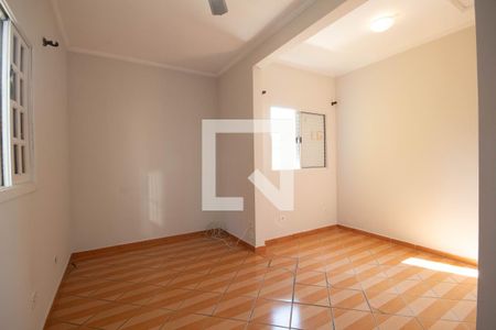 Casa à venda com 200m², 3 quartos e 2 vagas Casa à venda com 200m², 3 quartos e 2 vagasQuarto 2