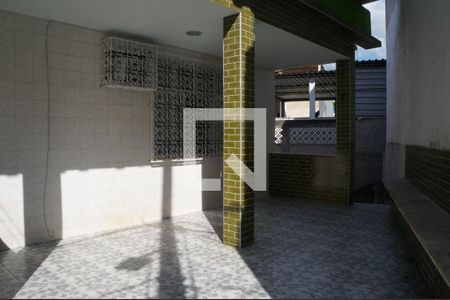 Casa à venda com 200m², 3 quartos e 2 vagasVaranda