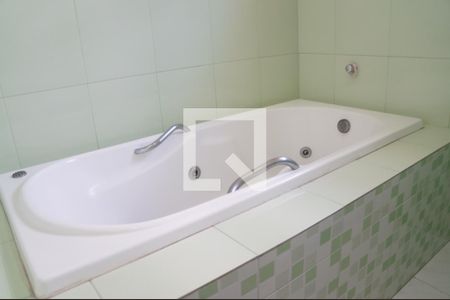 Casa à venda com 200m², 3 quartos e 2 vagasBanheiro Suíte