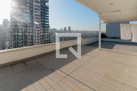 Apartamento à venda com 610m², 4 quartos e 3 vagas Apartamento à venda com 610m², 4 quartos e 3 vagasÁrea comum