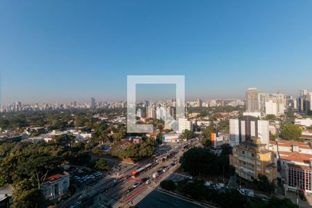 Apartamento à venda com 610m², 4 quartos e 3 vagas Apartamento à venda com 610m², 4 quartos e 3 vagasVista