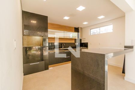 Casa de condomínio à venda com 308m², 4 quartos e 4 vagasÁrea comum