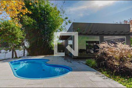 Casa de condomínio à venda com 278m², 4 quartos e 3 vagas Casa de condomínio à venda com 278m², 4 quartos e 3 vagasÁrea comum - Piscina