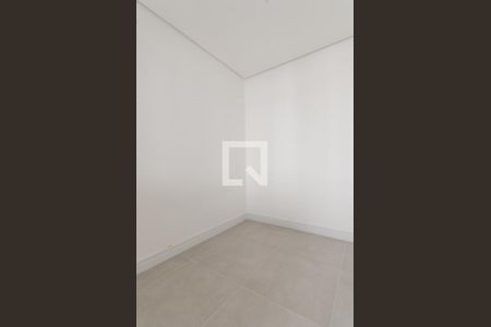 Casa de condomínio à venda com 278m², 4 quartos e 3 vagas Casa de condomínio à venda com 278m², 4 quartos e 3 vagasQuarto de Serviço