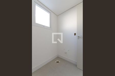 Casa de condomínio à venda com 278m², 4 quartos e 3 vagas Casa de condomínio à venda com 278m², 4 quartos e 3 vagasLavabo