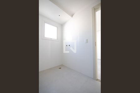 Casa de condomínio à venda com 278m², 4 quartos e 3 vagas Casa de condomínio à venda com 278m², 4 quartos e 3 vagasBanheiro da Suíte 2