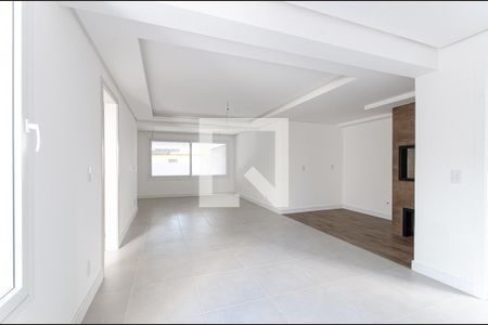 Casa de condomínio à venda com 278m², 4 quartos e 3 vagas Casa de condomínio à venda com 278m², 4 quartos e 3 vagasChurrasqueira