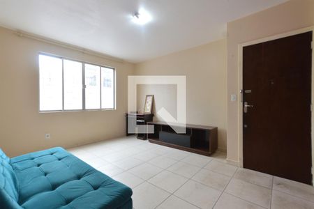 Sala de apartamento para alugar com 1 quarto, 50m² em Kobrasol, São José