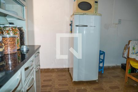 Casa à venda com 120m², 2 quartos e 1 vaga Casa à venda com 120m², 2 quartos e 1 vagaCasa dos Fundos Cozinha