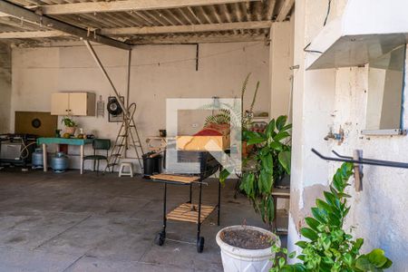 Casa à venda com 120m², 2 quartos e 1 vaga Casa à venda com 120m², 2 quartos e 1 vagaQuintal